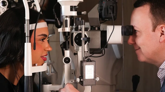 Giuliano Ensaio Consultorio 075 copiar